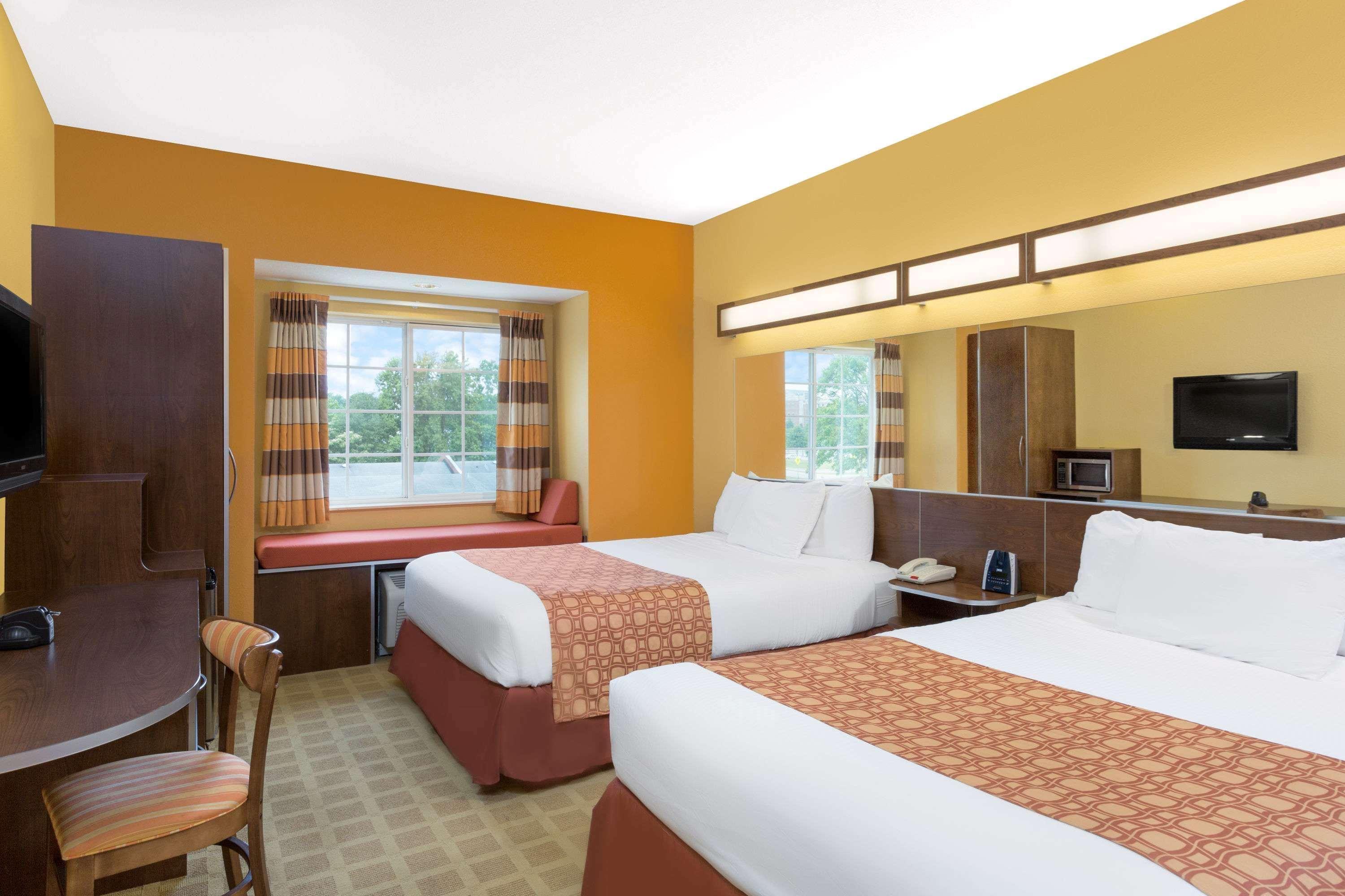 Microtel Inn & Suites By Wyndham University Medical Park Greenville Exterior photo