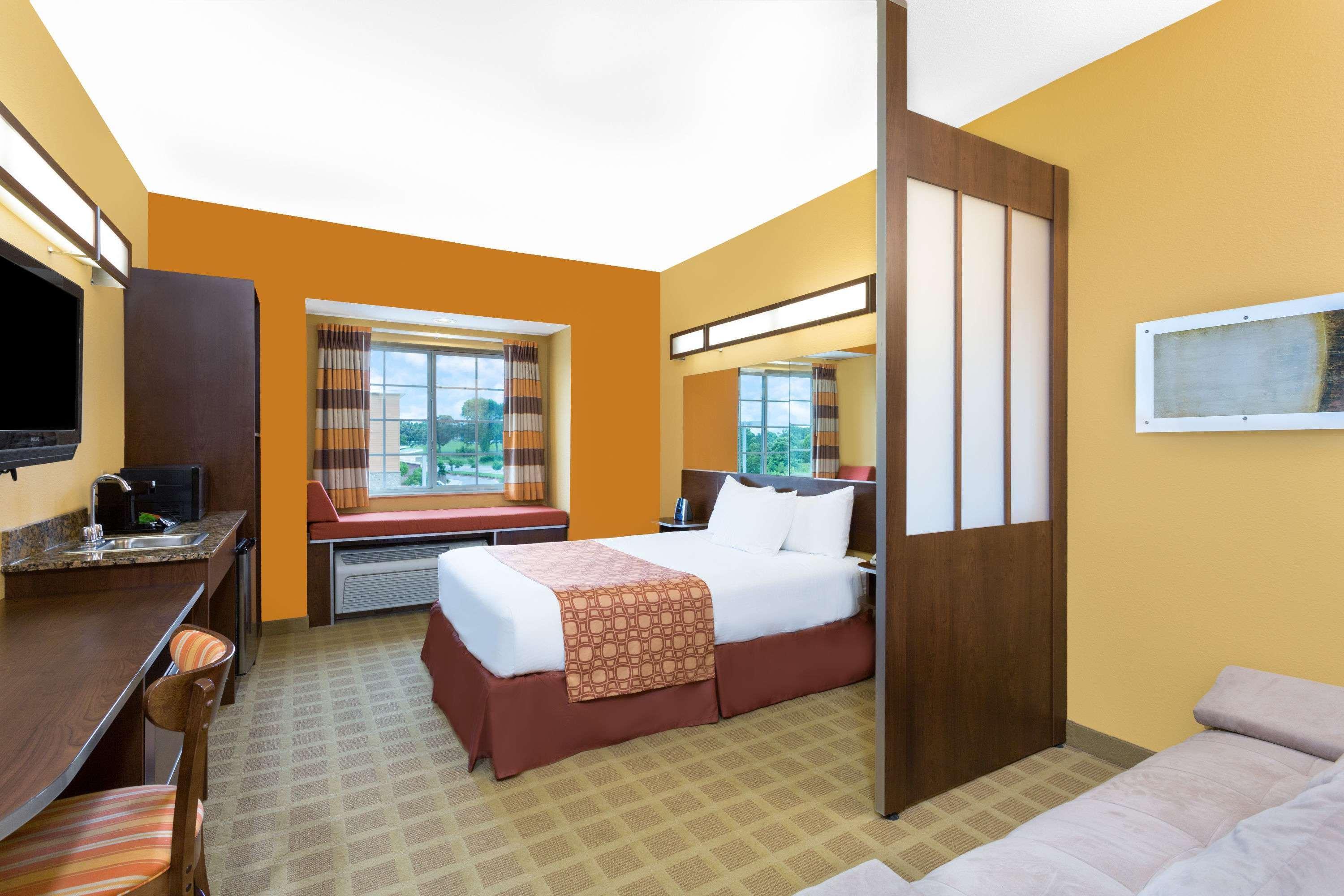 Microtel Inn & Suites By Wyndham University Medical Park Greenville Exterior photo